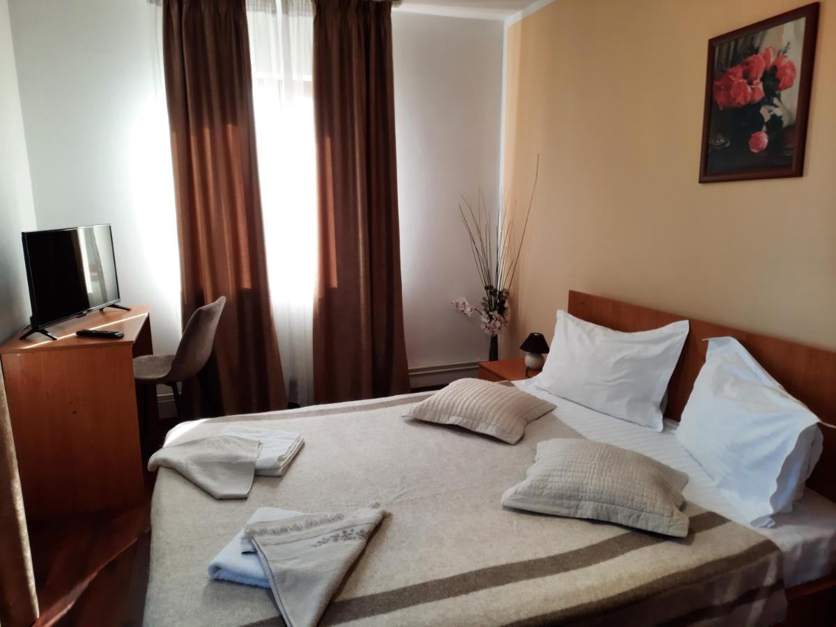 La Casa Nord Hotel Bukarest Kültér fotó