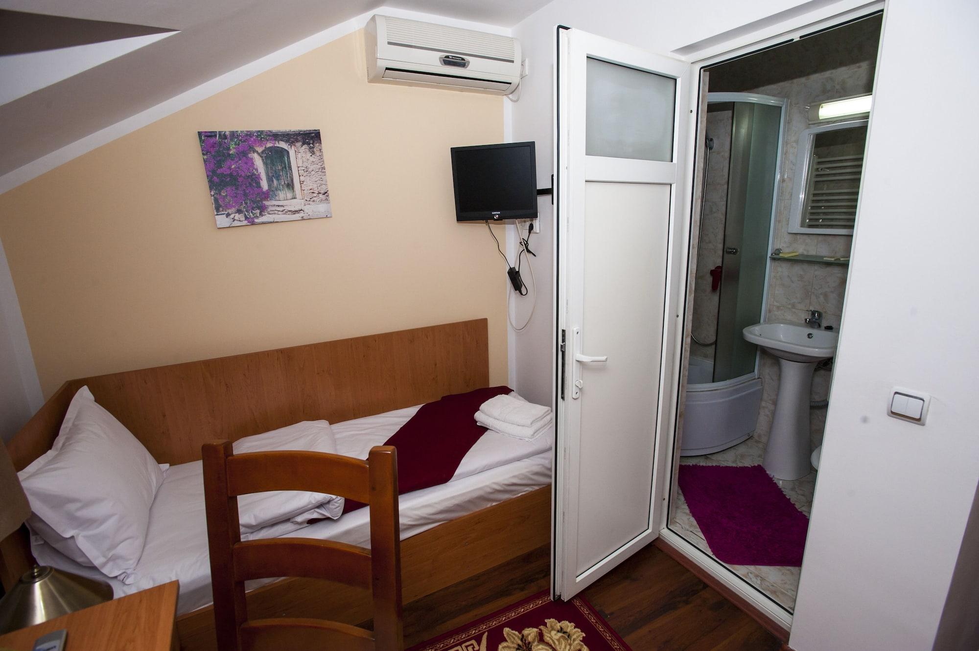 La Casa Nord Hotel Bukarest Kültér fotó