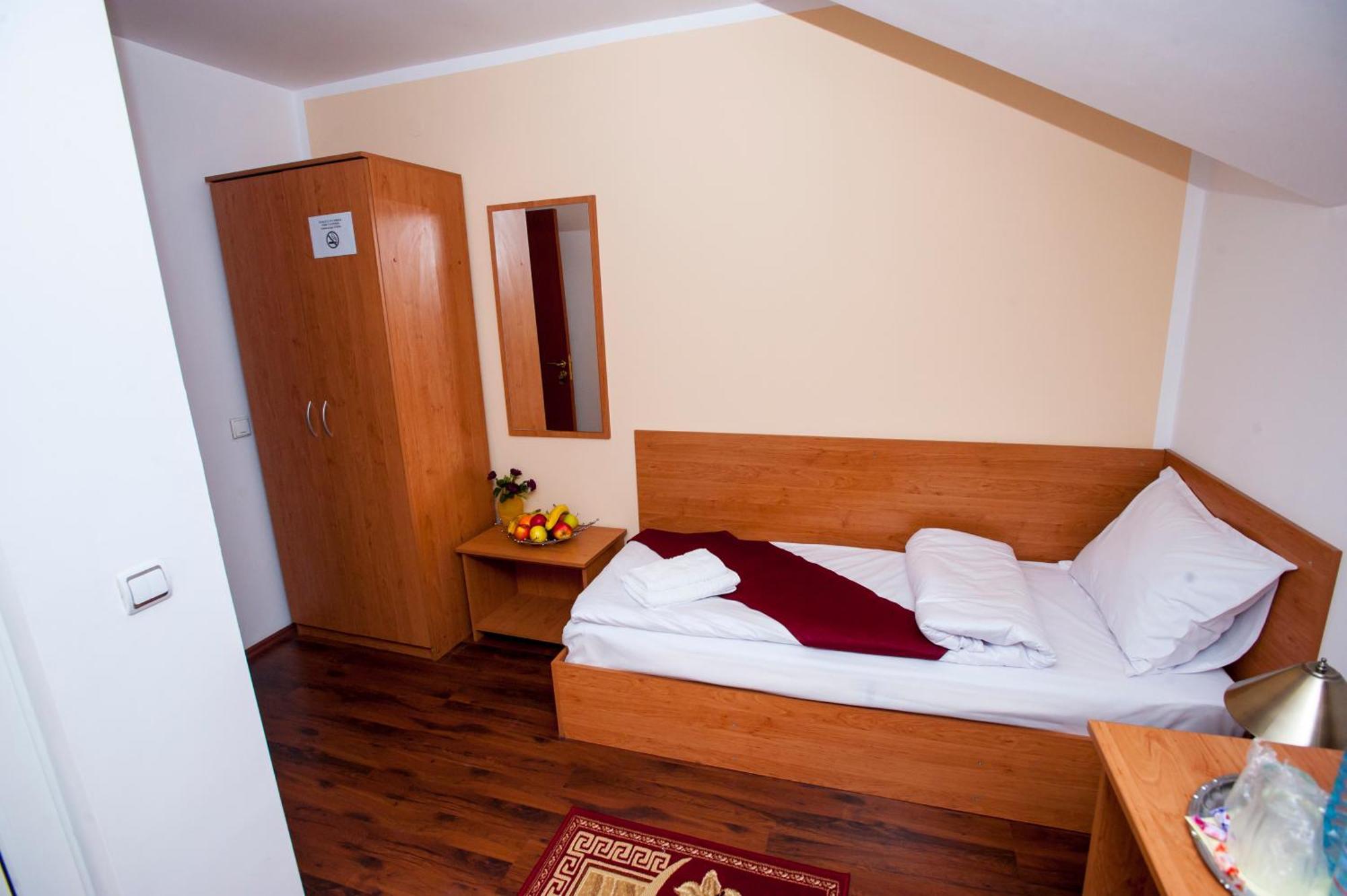 La Casa Nord Hotel Bukarest Szoba fotó