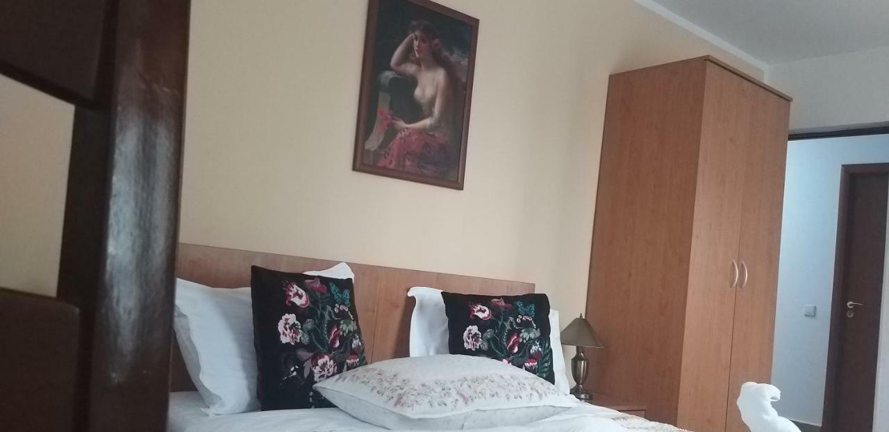 La Casa Nord Hotel Bukarest Kültér fotó