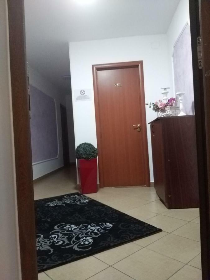 La Casa Nord Hotel Bukarest Kültér fotó